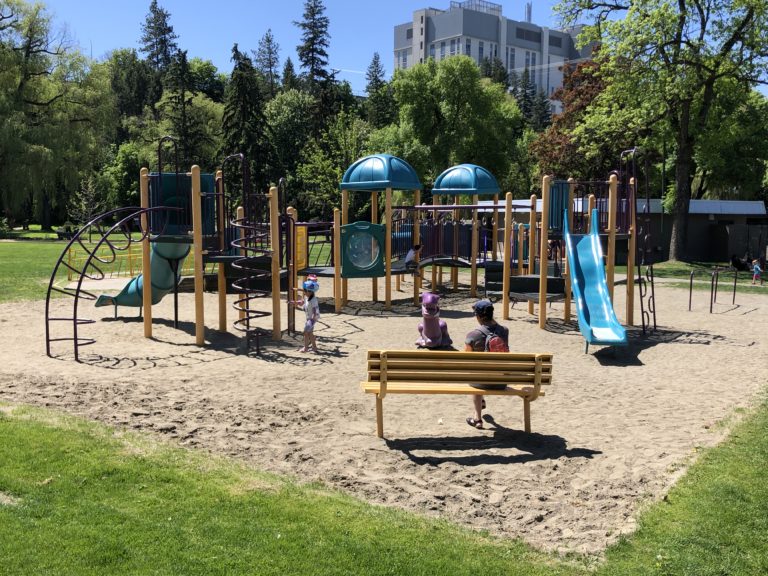 414F230B 4EC8 415B B4F2 4A1ED13A2438 768x576