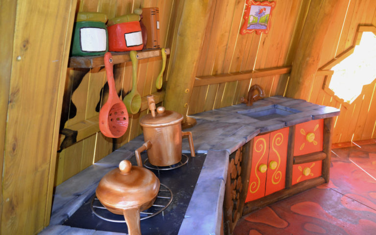 Pitoufeu Village France 4 768x480