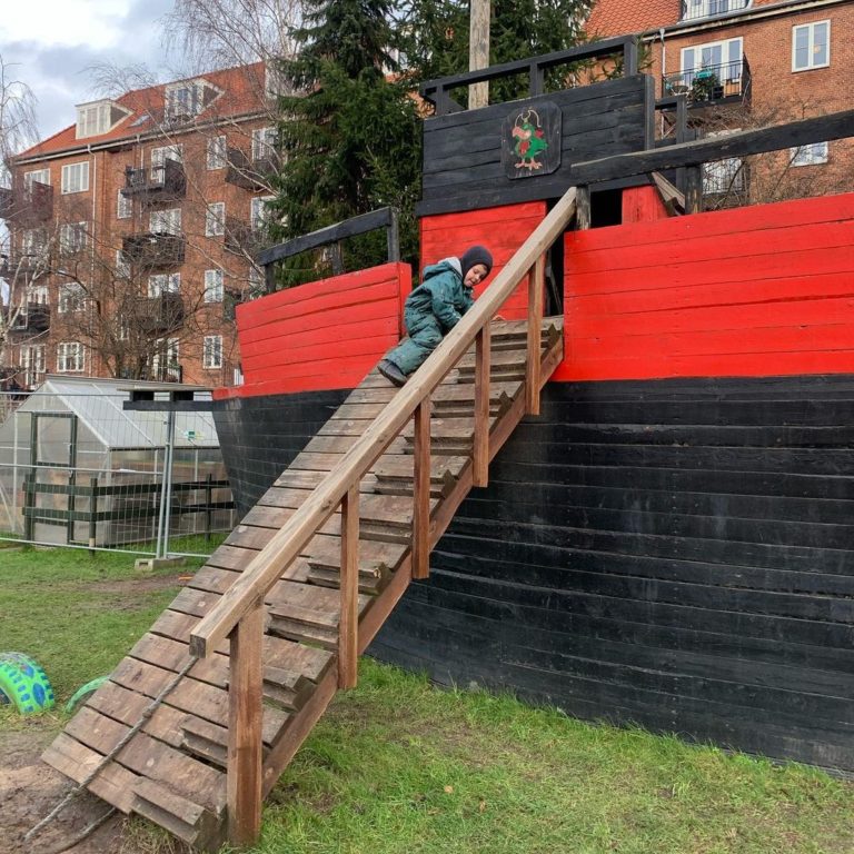 Bredegrund Playground 10 768x768