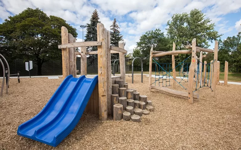 Lord Seaton Park Toronto natural playground jpg 768x480