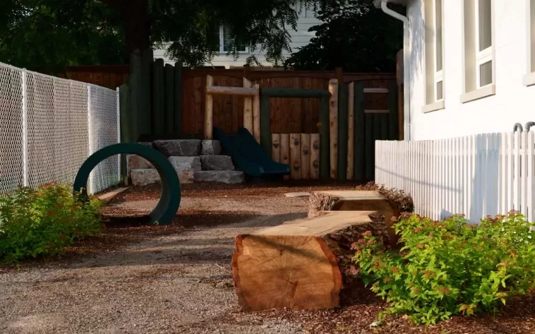 Playground 017 jpg 768x480