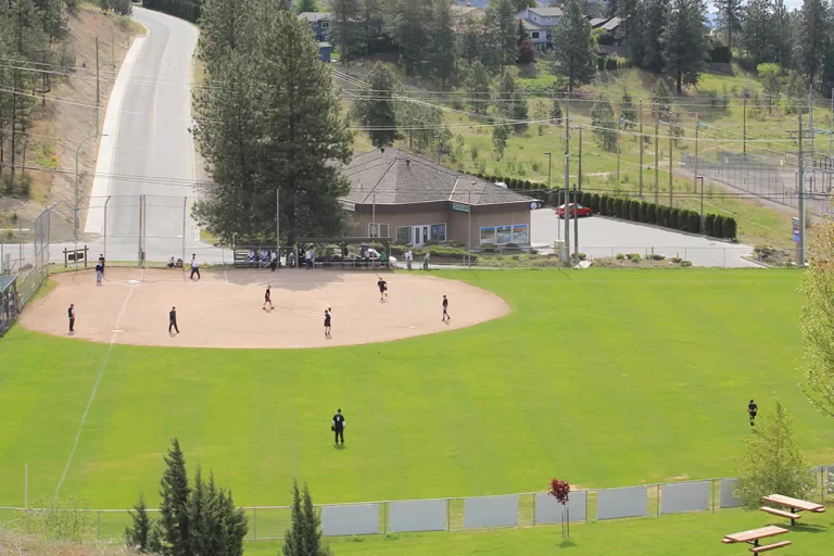 kinsmen park playground 768x512