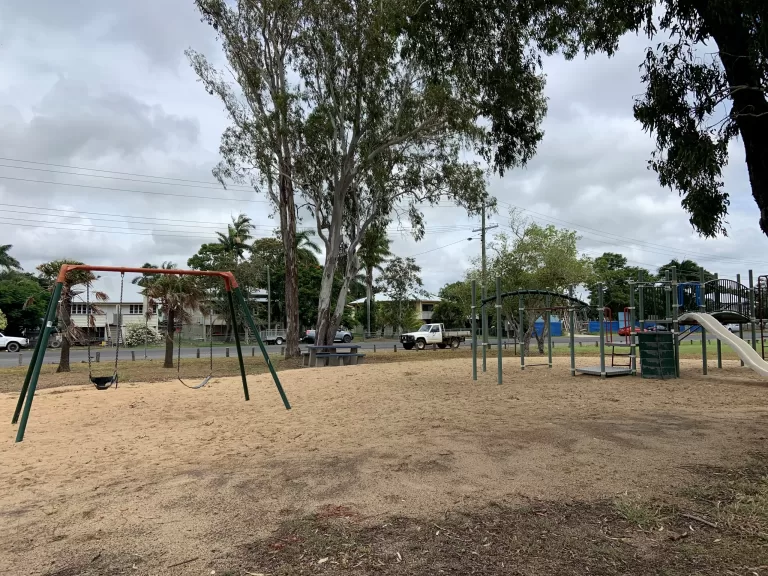 litter cumingham park 1 scaled 768x576