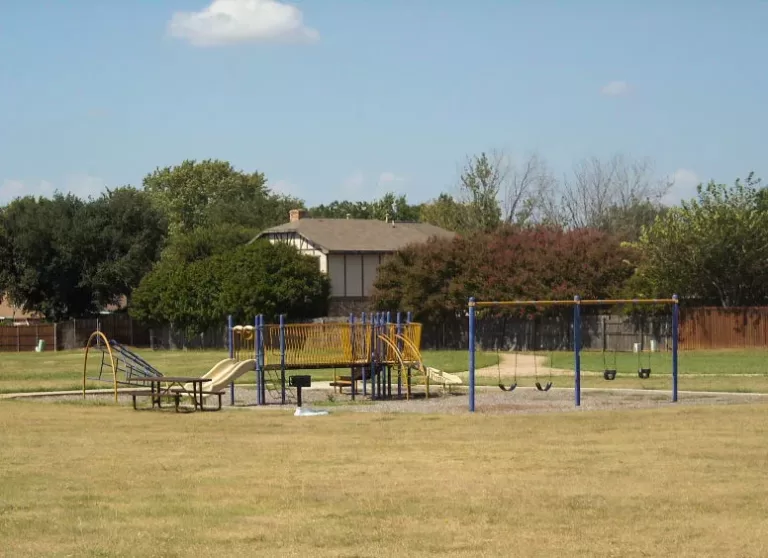 Highlands Park 2 jpg 768x558