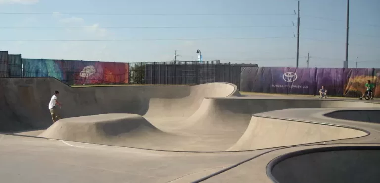 Lewisville Skate Park 2 jpg 768x371